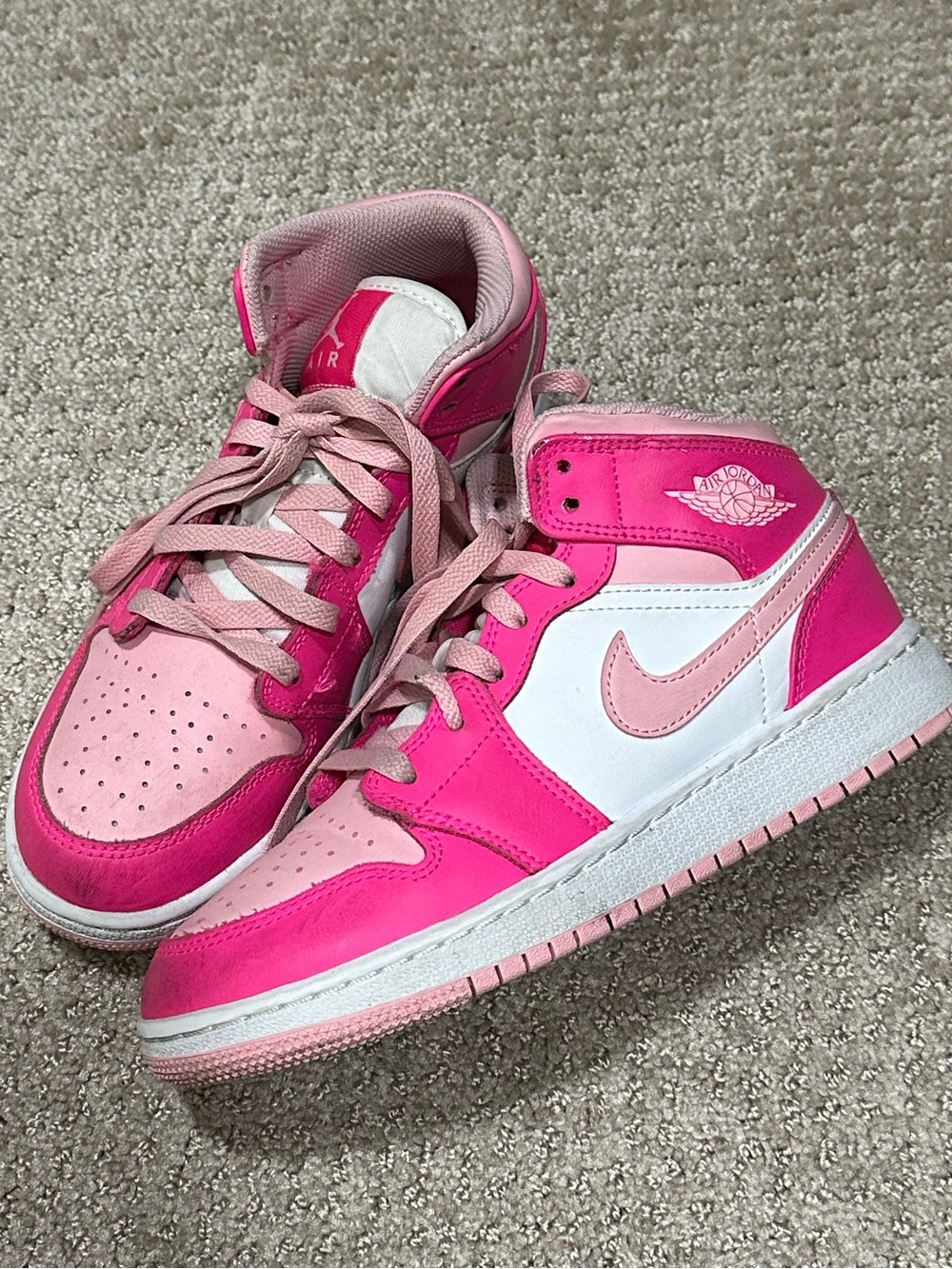 Nike Air Jordan 1 Mid White Fierce Pink - Picture 4 of 16